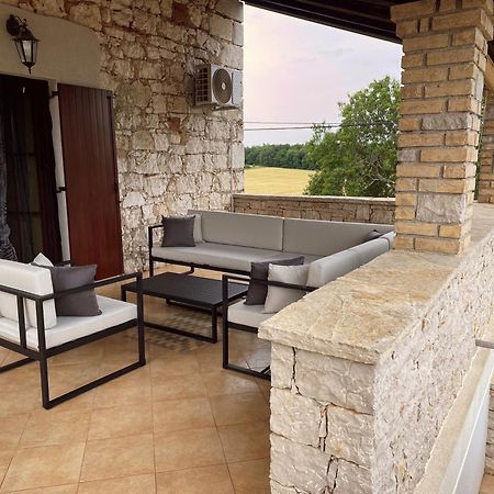 Mugeba Holiday Home Stancija Becic מראה חיצוני תמונה