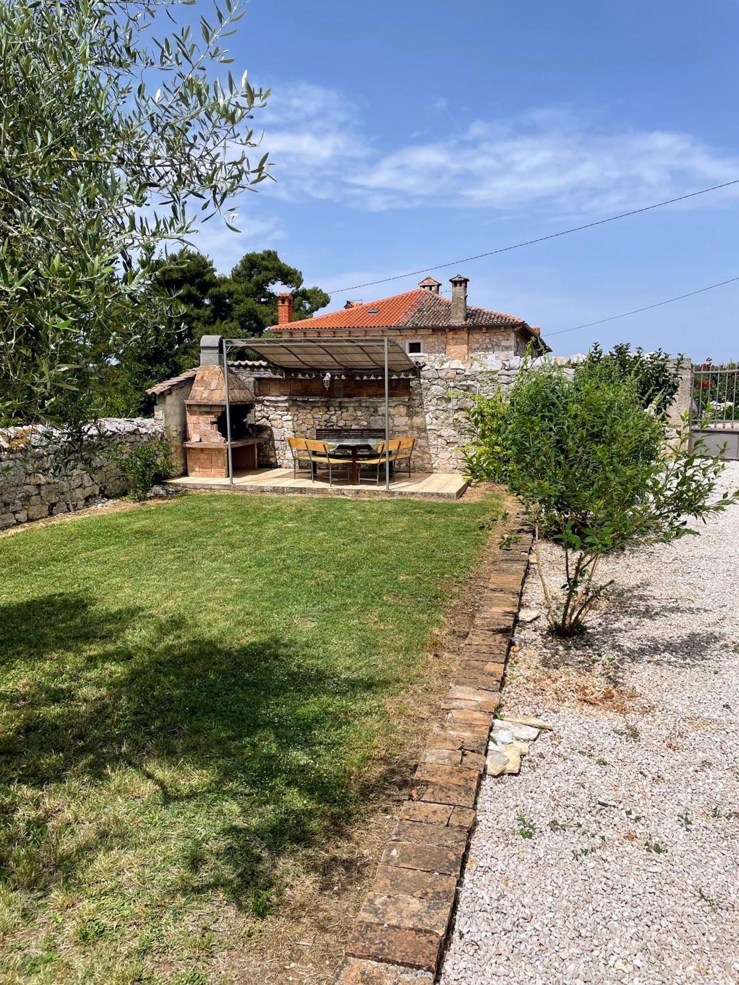 Mugeba Holiday Home Stancija Becic מראה חיצוני תמונה